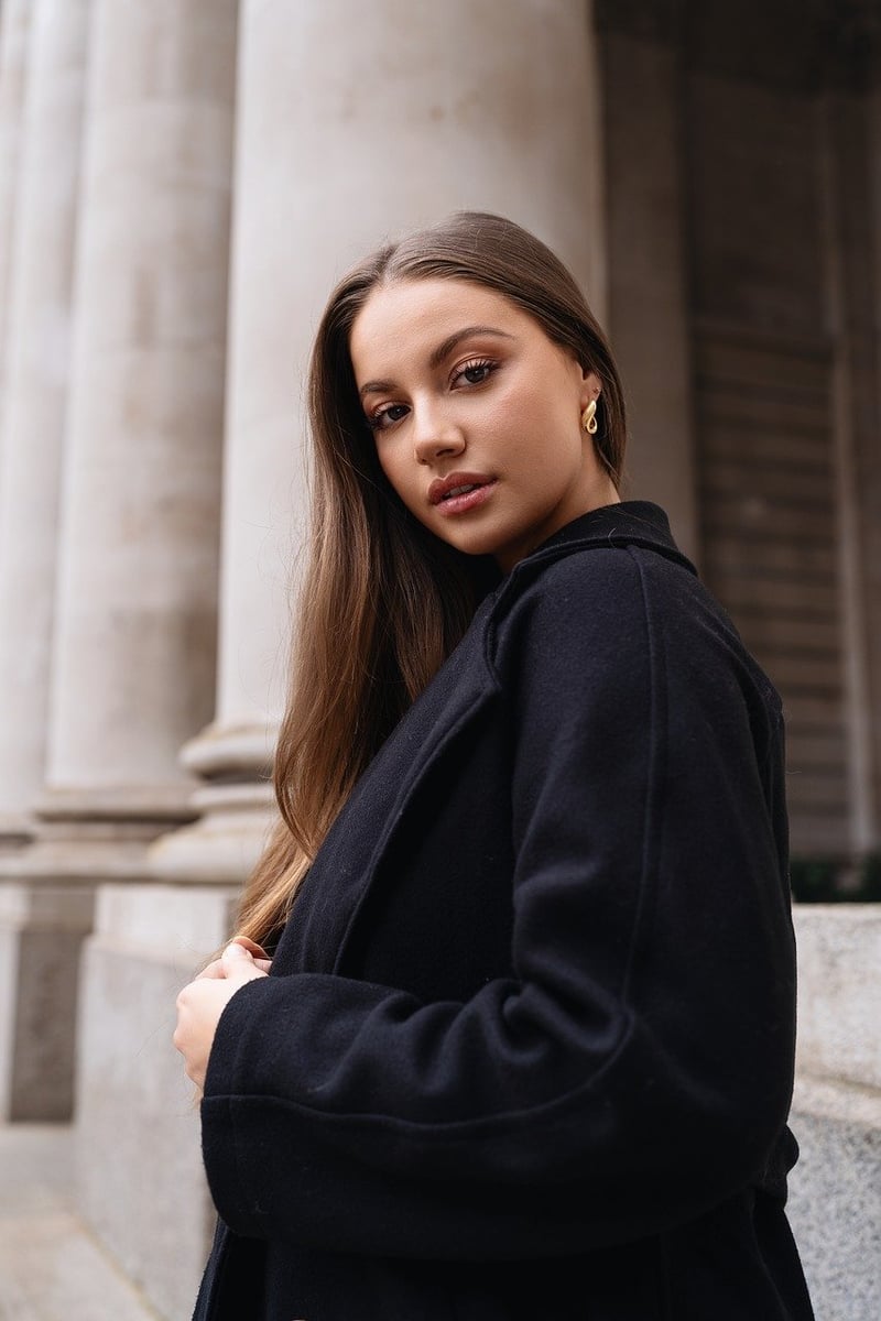 Minimalist Chic